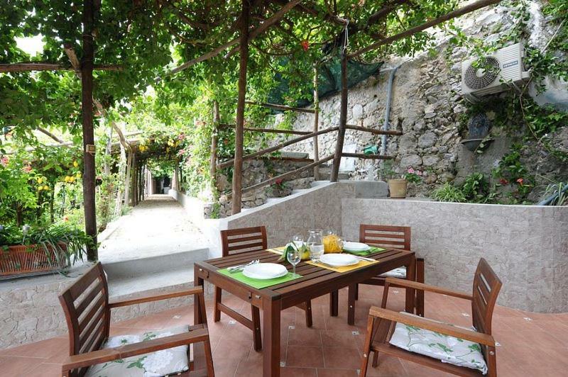 Casa Emi Lägenhet Amalfi Exteriör bild